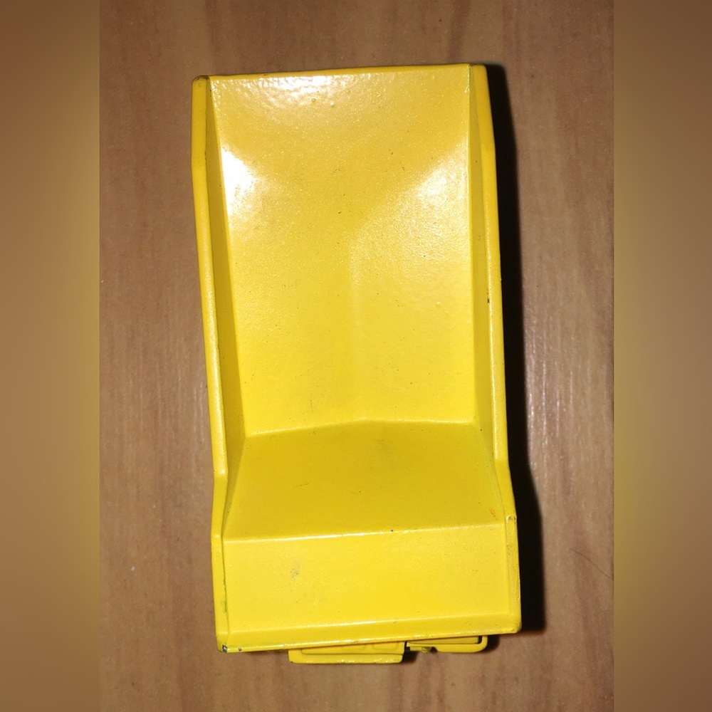 Vintage Hot Wheels Yellow Dumptruck - Picture 5 of 12